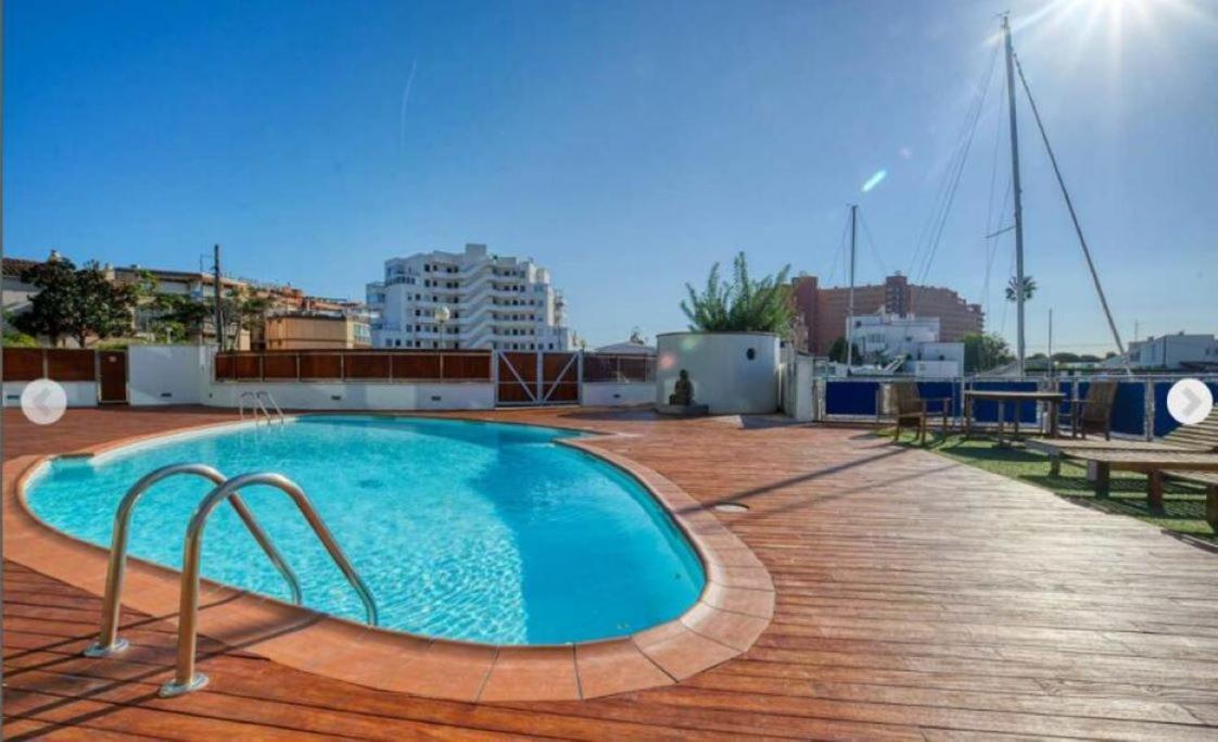 Appart Residence De Standing Calme Avec Piscine Roses Bagian luar foto
